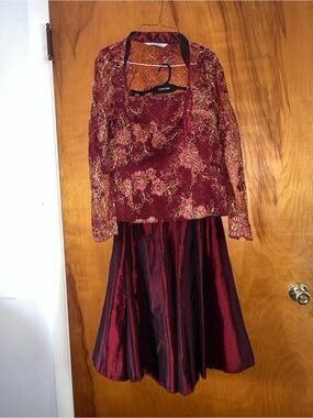 Burgundy Floral Lace Top Jacket Skirt Set